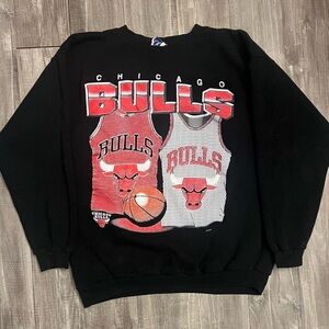 90s Chicago Bulls Crewneck
Men's Size M-L
